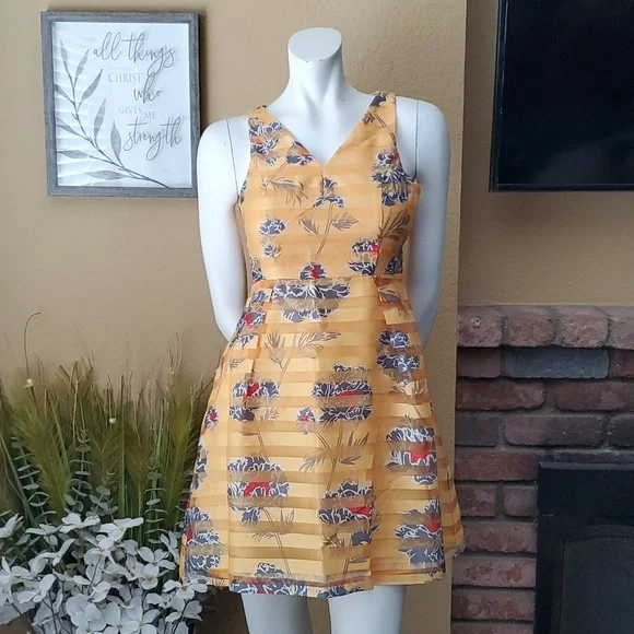 Banana Republic | Dresses | Banana Republic Yellow Floral Striped Fit Flare  Dress Petite Size 0p | Poshmark